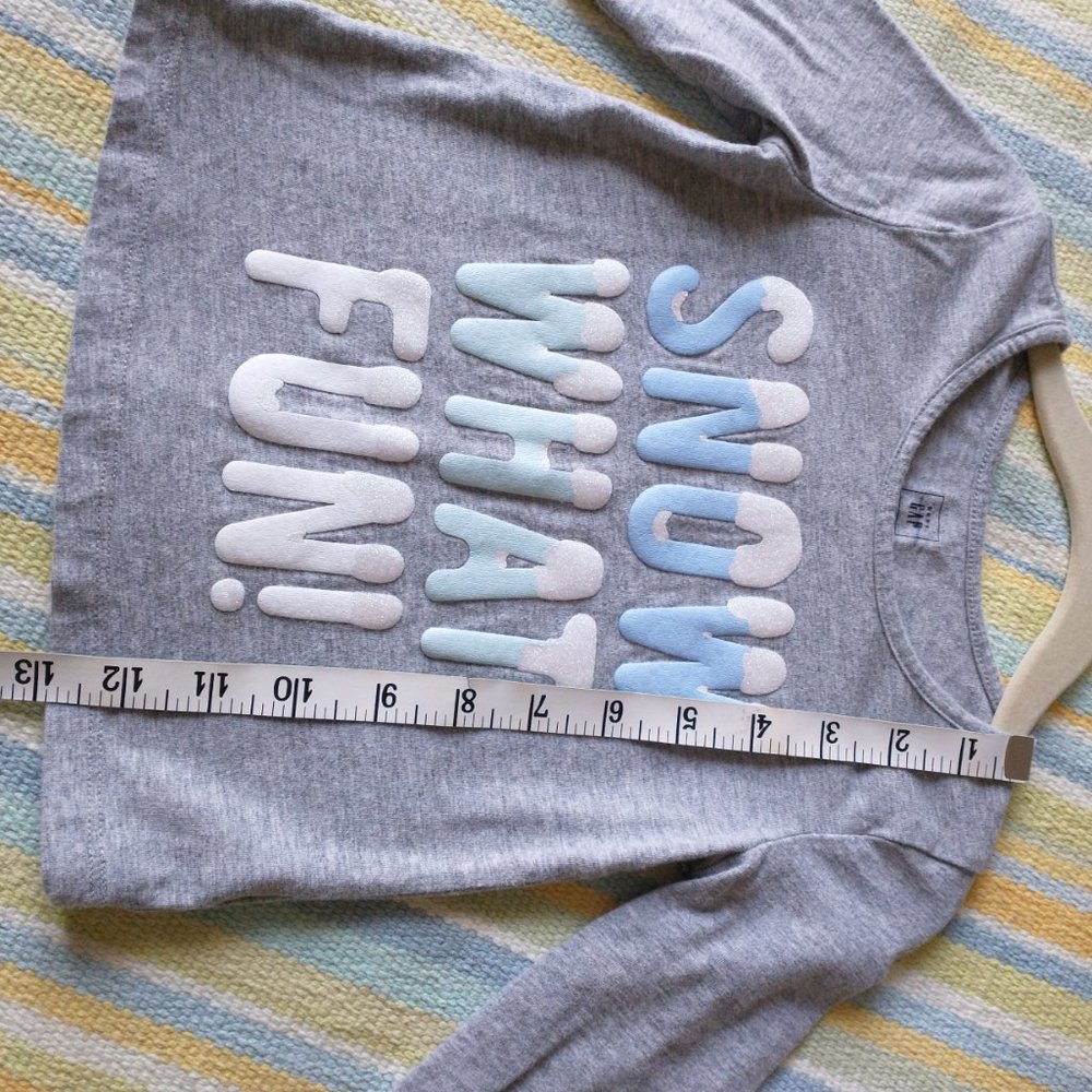 ⭐ Lot of 2 Toddler Girl GAP long sleeve tops 18-24m - Picture 3 of 16
